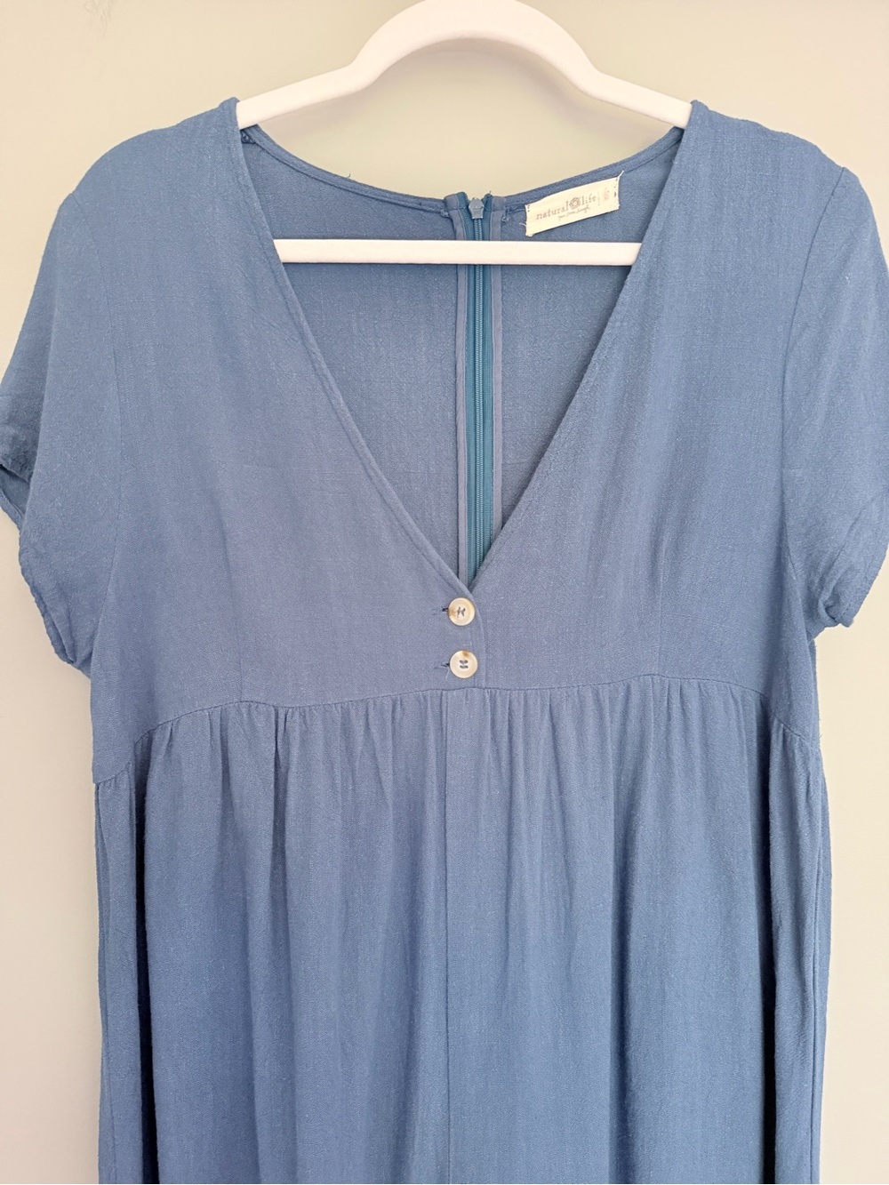 NATURAL LIFE Deep V Wide-Leg Jumpsuit in Denim Blue - Picture 4 of 16